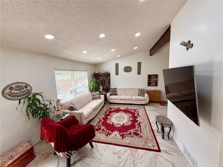 Building Photo - 1795 San Andra Dr