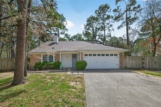 Building Photo - 35 Sheep Meadow Pl