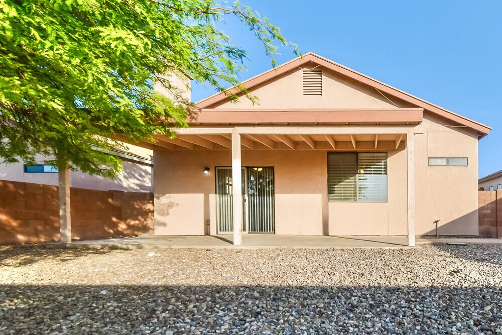 Building Photo - 9495 E Lochnay Ln
