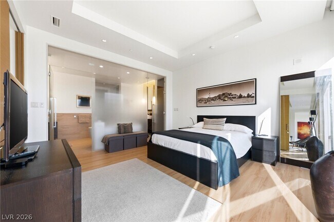 Building Photo - 3750 S Las Vegas Blvd