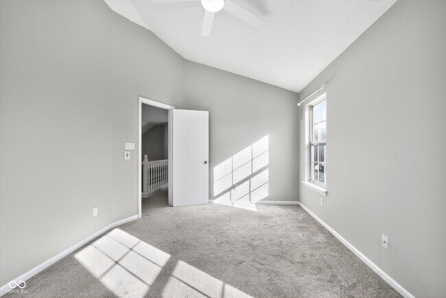 Building Photo - 10769 Park Vista Ct