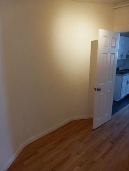 Building Photo - 5 Huntingdon Pike
