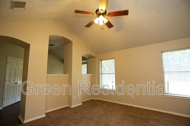 Building Photo - 1718 Calmar Dr
