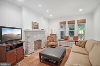 Building Photo - 2924 Newark St NW