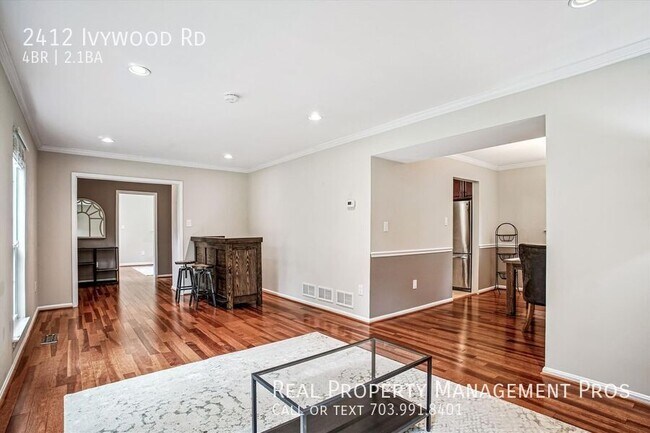 Building Photo - 2412 Ivywood Rd