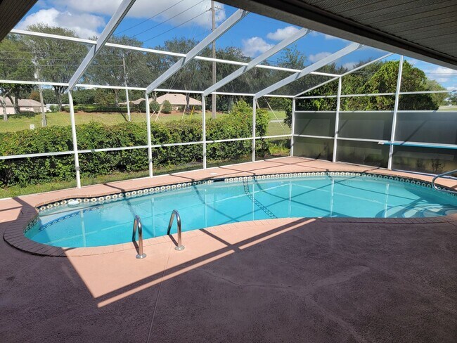 Building Photo - Beautiful 3/2/2 Pool Home in Beverly Hills!!!
