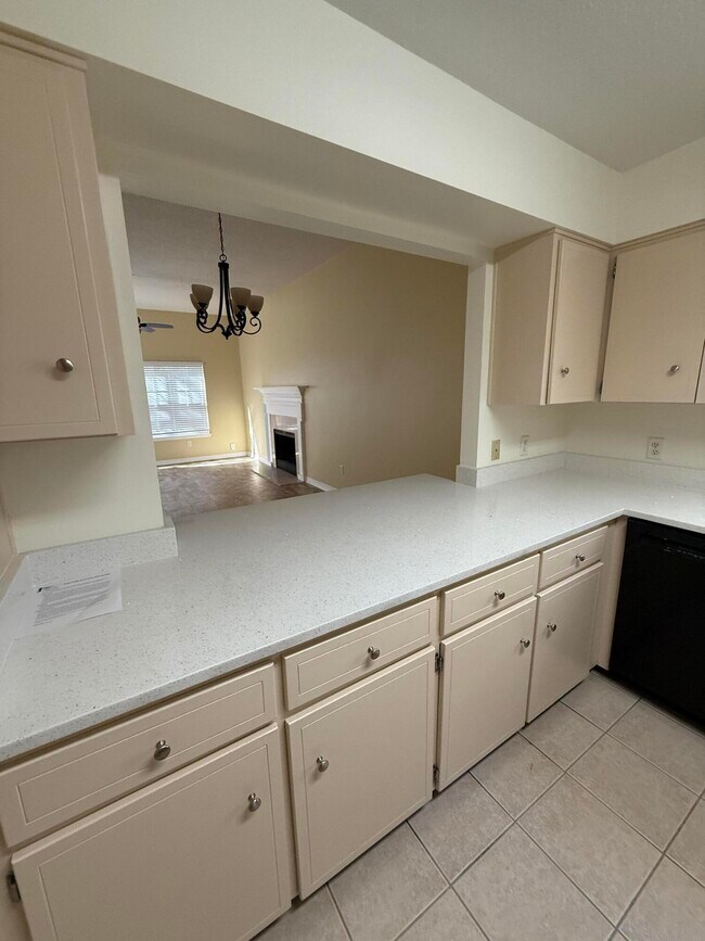 Building Photo - 99 Opp Blvd NE