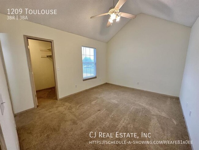 Building Photo - 1209 Toulouse-