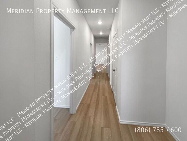 Building Photo - 5502 Itasca-A