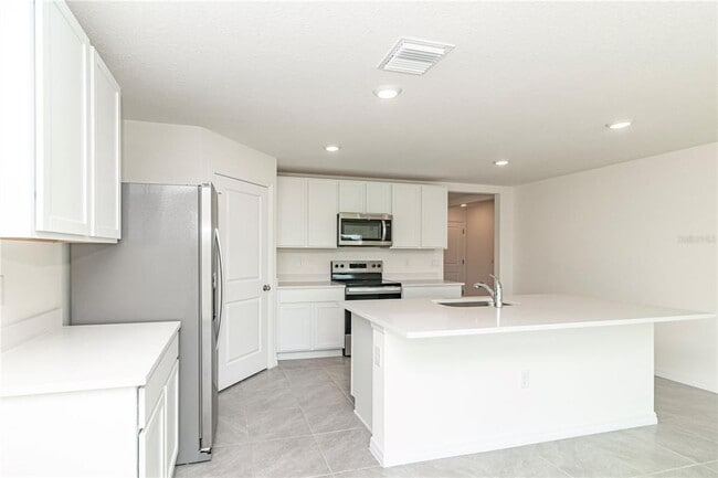 Building Photo - 9109 SW 45th Ter