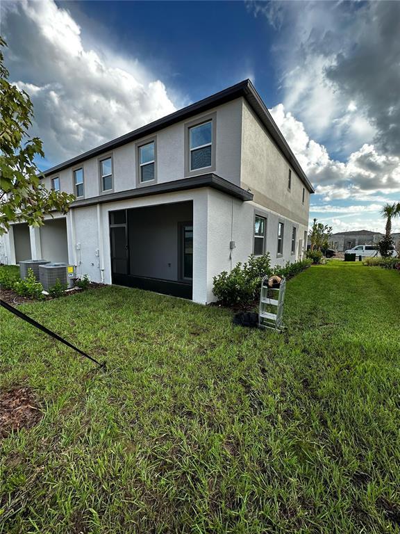 Building Photo - 32065 Powderpuff Mimosa Dr