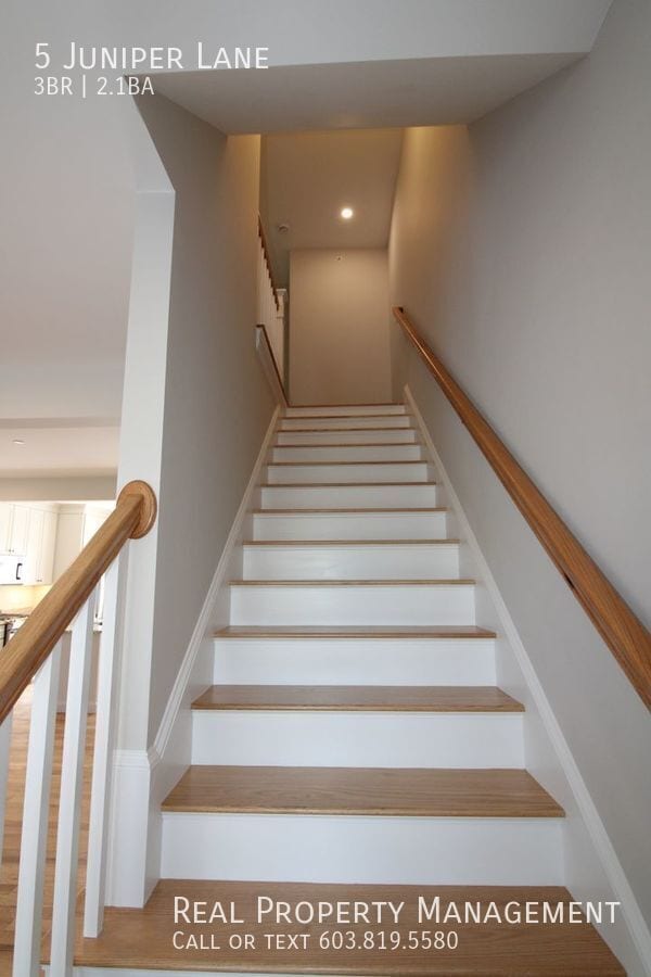 Building Photo - 5 Juniper Ln