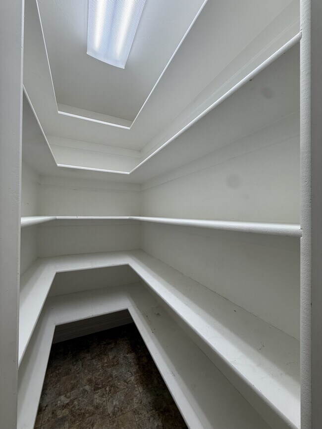 Building Photo - 4720 W 5255 S