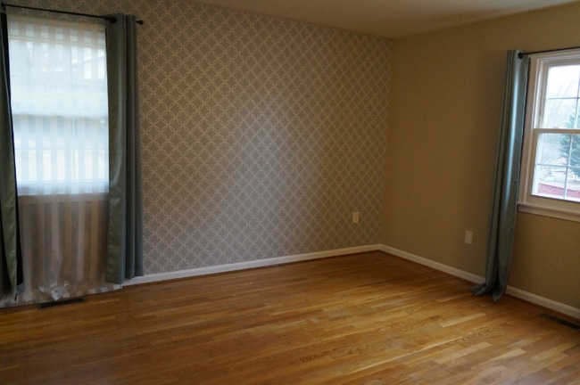 Building Photo - 2504 Bristol Cir