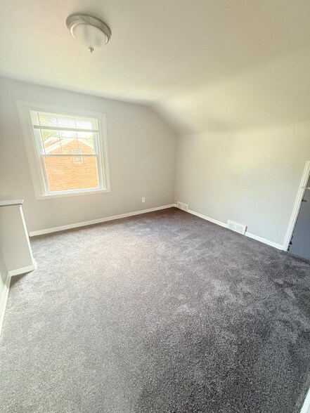 Building Photo - 11350 Stockwell St