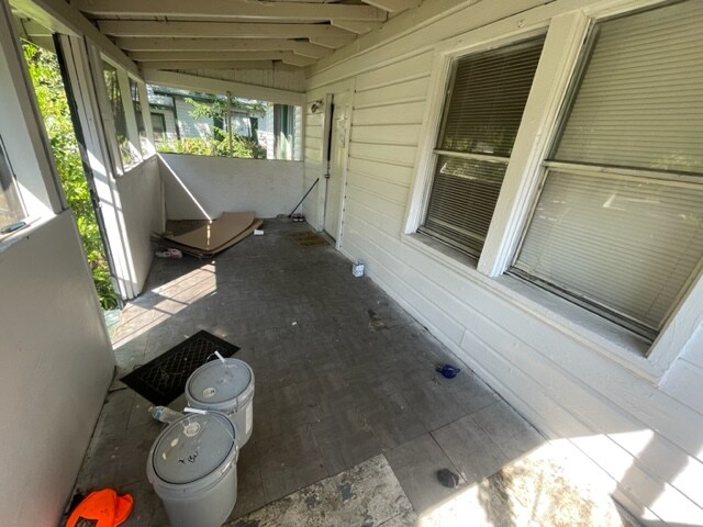 Building Photo - 3033 Thomas St