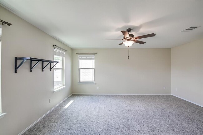 Building Photo - 123 Mancos Dr