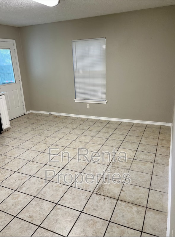 Building Photo - 7717 Corina Dr