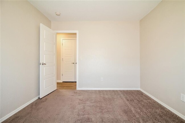 Building Photo - 2613 SW 90th St