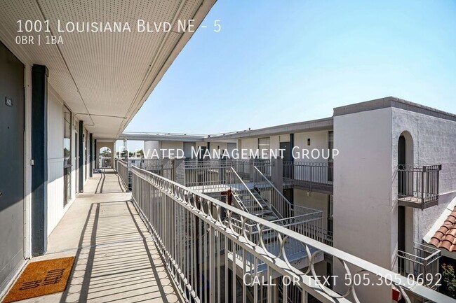 Building Photo - 1001 Louisiana Blvd NE