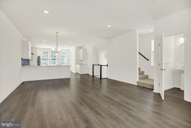 Building Photo - 11301 Carobel Ct