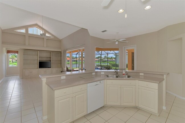 Building Photo - 4957 Sabal Lake Cir