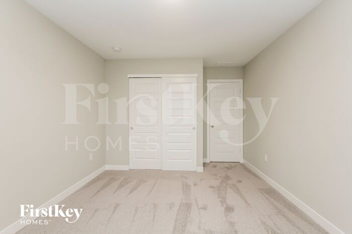 Building Photo - 2464 S Carlota Dr