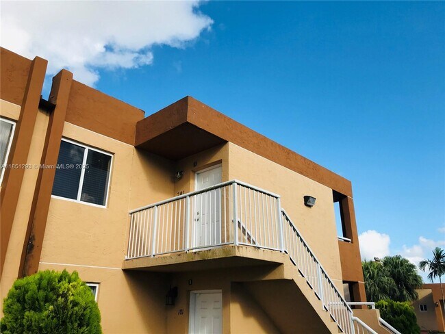 Building Photo - 6206 SW 131st Pl