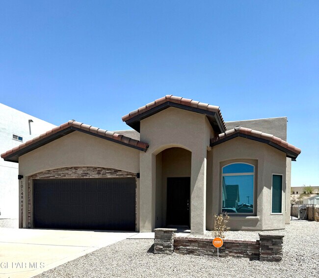 Primary Photo - 10148 Texas Madrone Dr