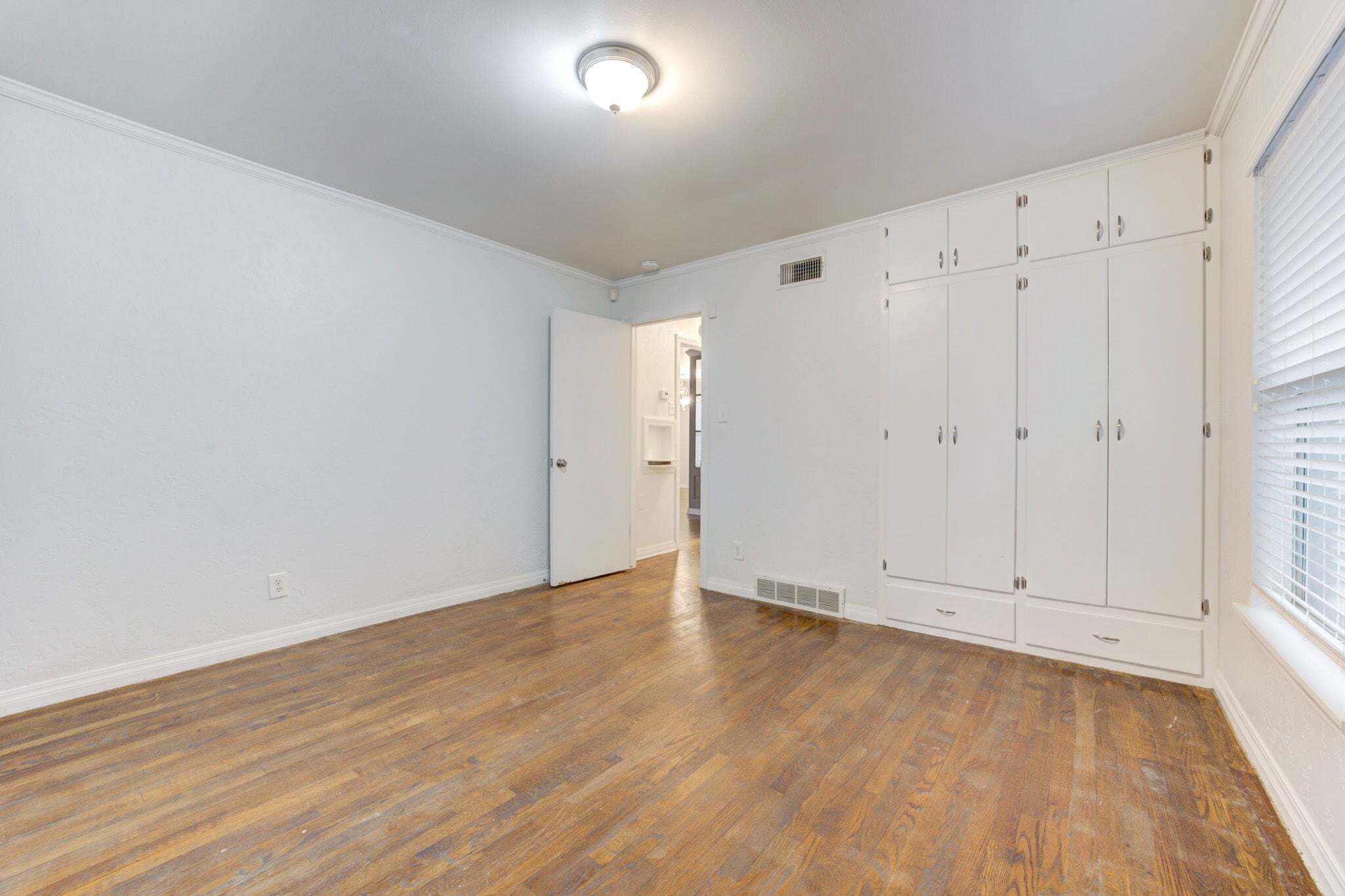 Building Photo - 4121 NW 20th St