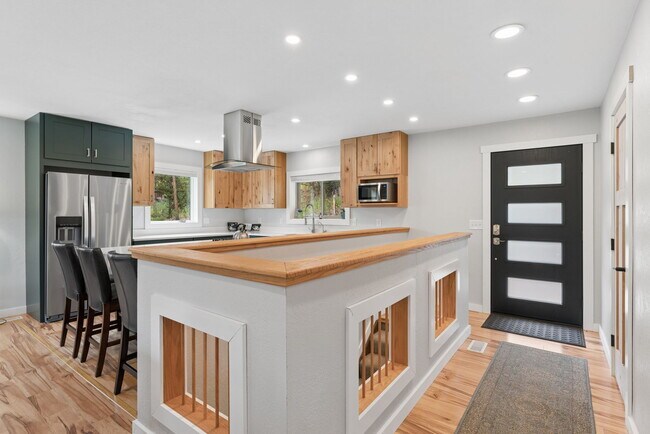 Building Photo - 171 Piney Acres Cir