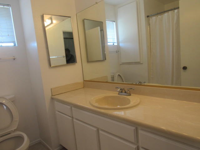 Building Photo - 34153 Emily Way
