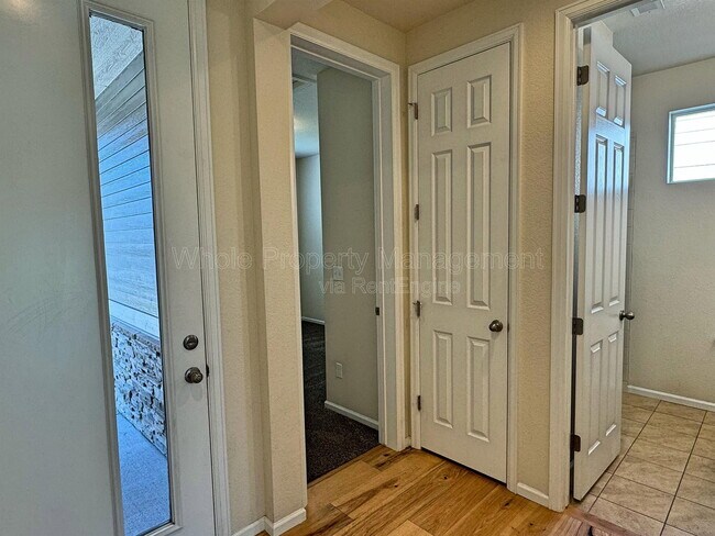 Building Photo - 21939 E Stanford Cir