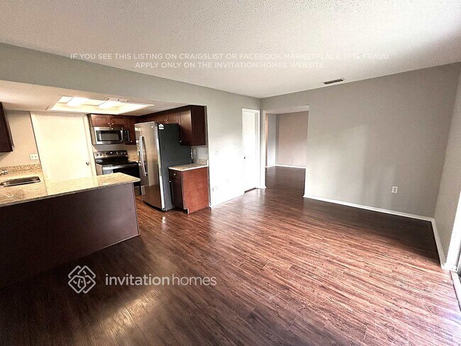 Building Photo - 124 W Daughtery Rd