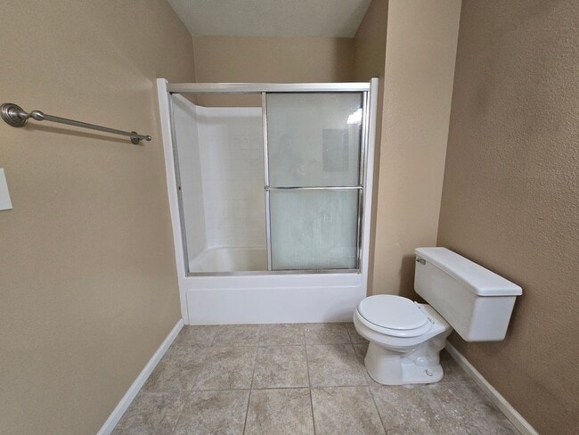 Building Photo - CANYON CREST CONDO