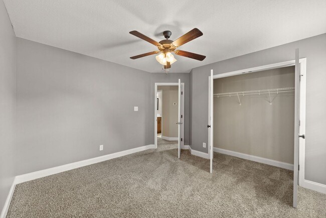 Building Photo - Coming Soon - Large home in the Heart of F...