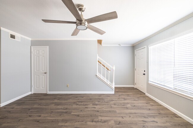 Building Photo - 14600 Fonmeadow Dr