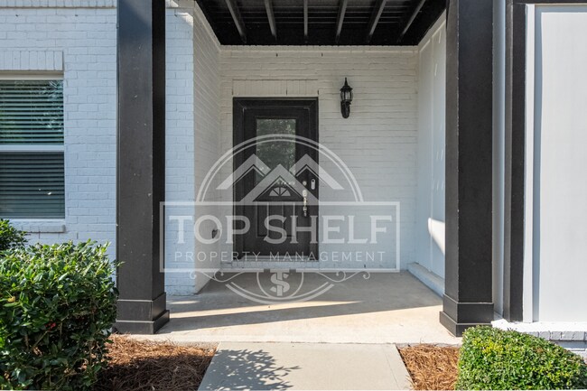 Building Photo - 312 Lincoln St