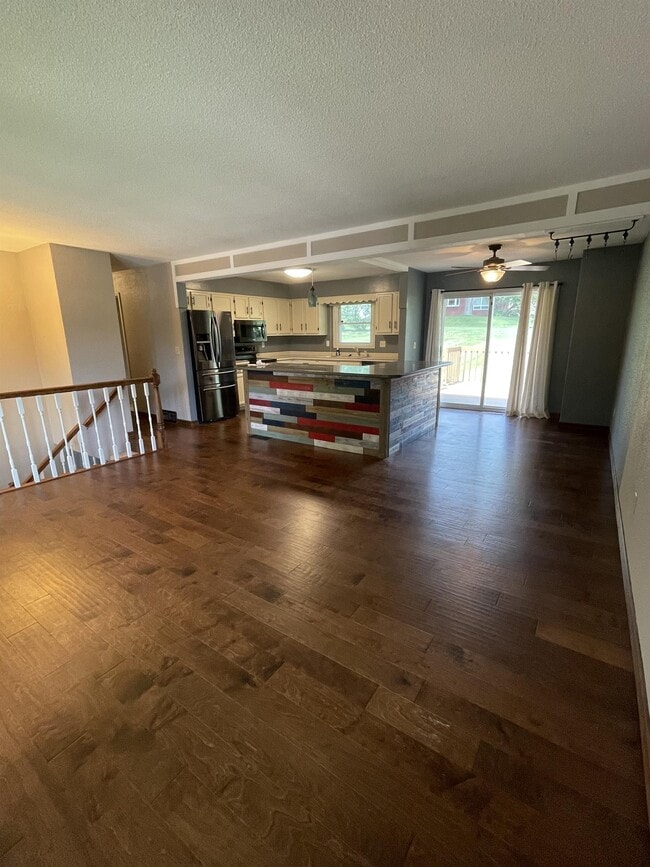 Building Photo - 964 Patricia Ann Dr