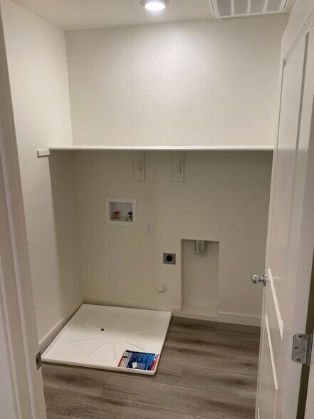 Building Photo - 1112 Buckwheat Wy