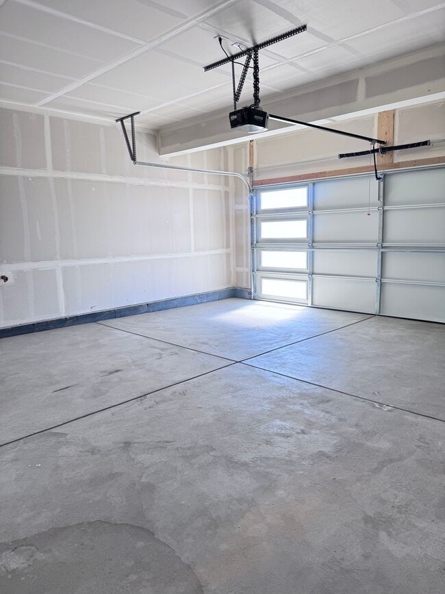 Building Photo - Sage Meadows II Townhomes — Lakeside Living Meets Modern Comfort!