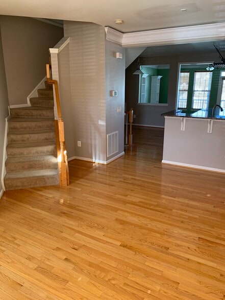 Building Photo - 1518 montessori terrace