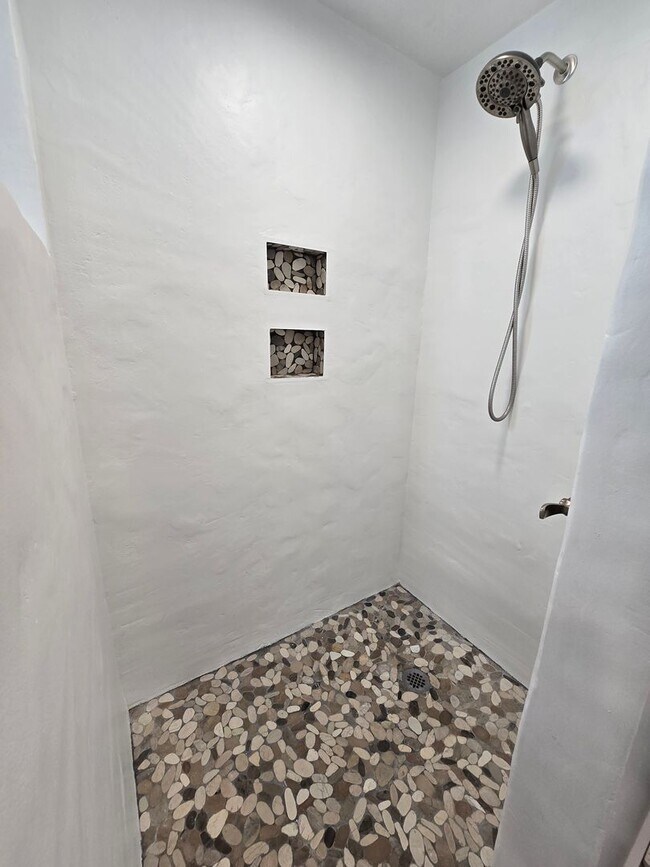 Building Photo - Charming 2 Bed / 2 Bath Home in Venice Gar...
