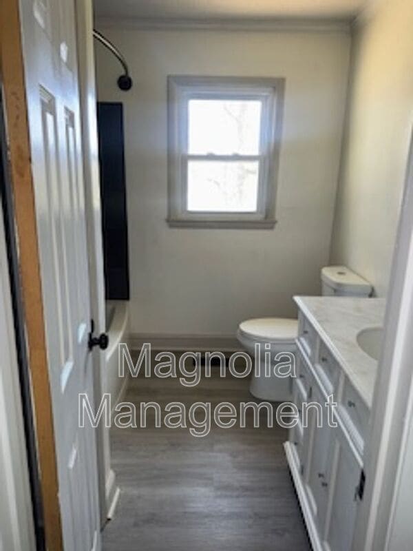 Building Photo - 471 Shepard Rd