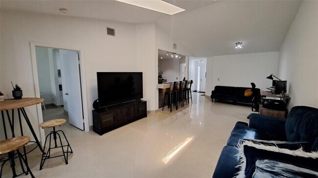 Building Photo - 4519 Feivel Rd