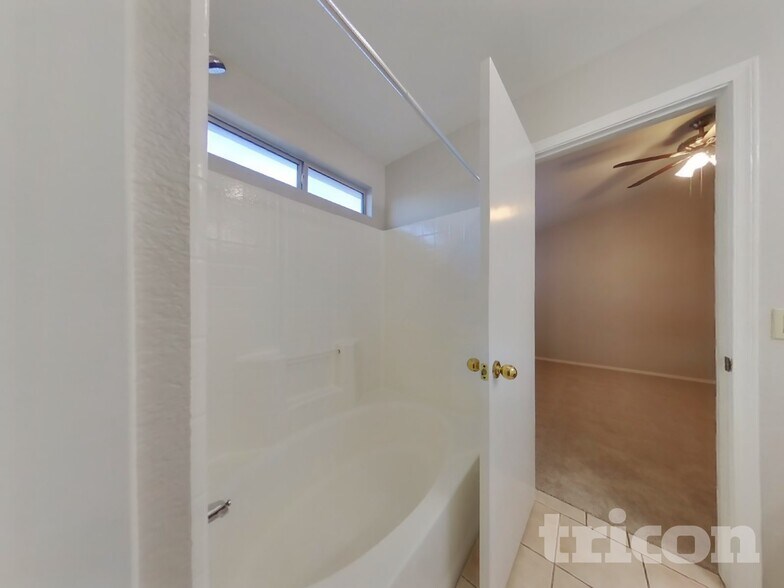 Building Photo - 3732 W Firehawk Dr