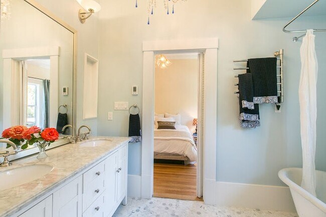 Master Bath - 15 G St