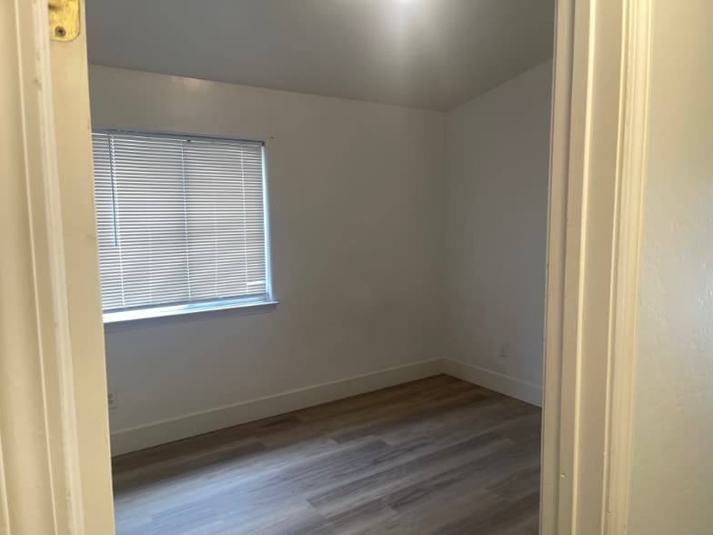 Building Photo - 3713 White Sands Dr