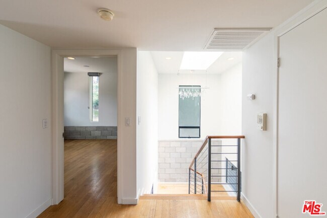 Building Photo - 2216 Bancroft Ave