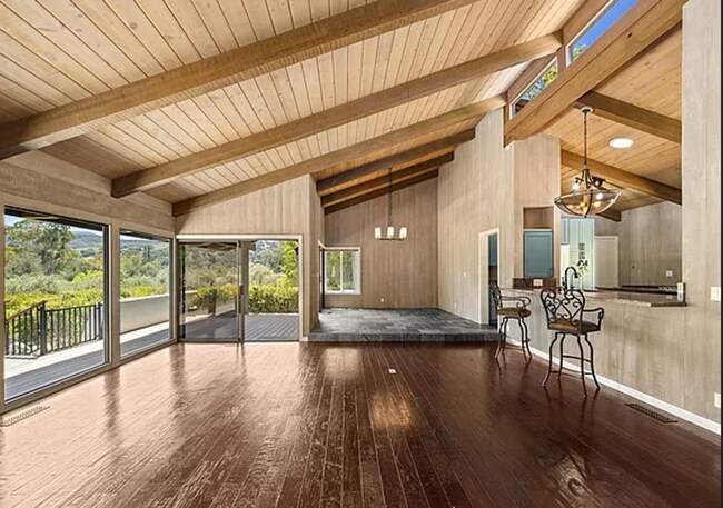 Building Photo - Rancho Alisal Drive